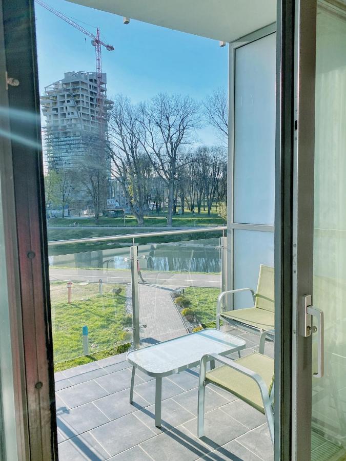 Capital Towers - Apartament Pop-Art Z Widokiem Na Rzeke Ряшів Екстер'єр фото